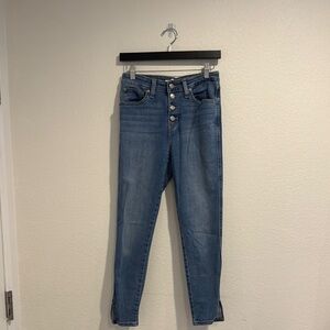 Levi's - Classic Blue Women's Jeans - Size 28